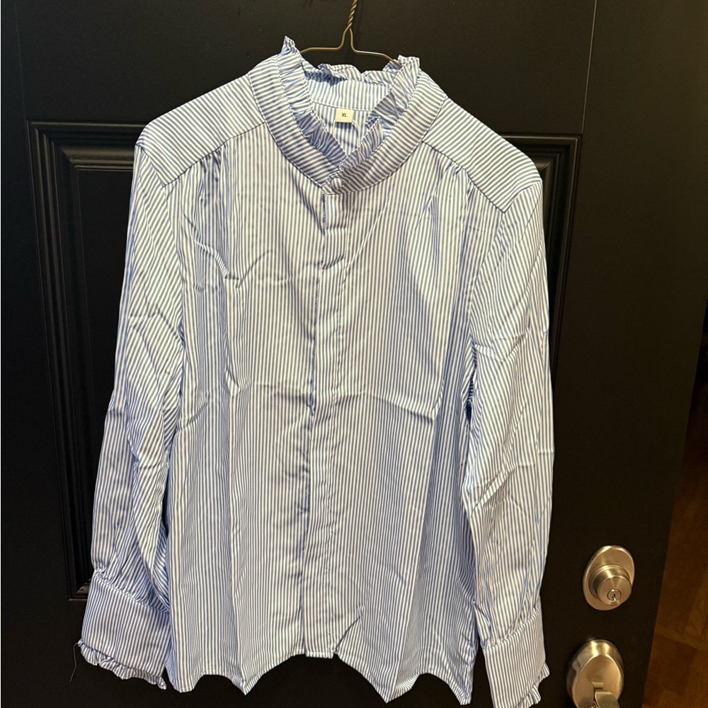 Women’s Blue Striped Shirt NWT